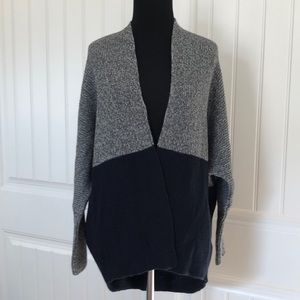 Abercrombie & Fitch long cardigan/ wrap